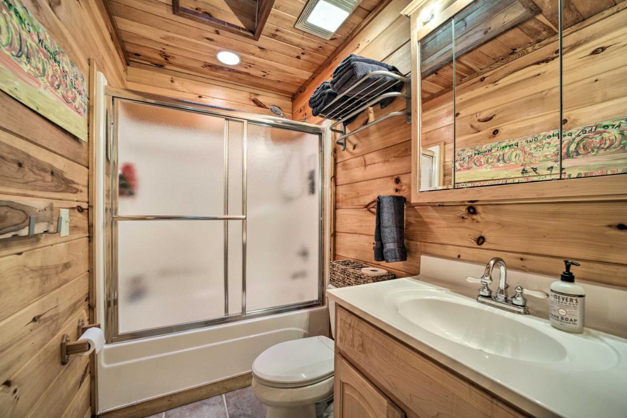 Highlands Cabin On Buck Creek About 8 Mi To Town! Extérieur photo