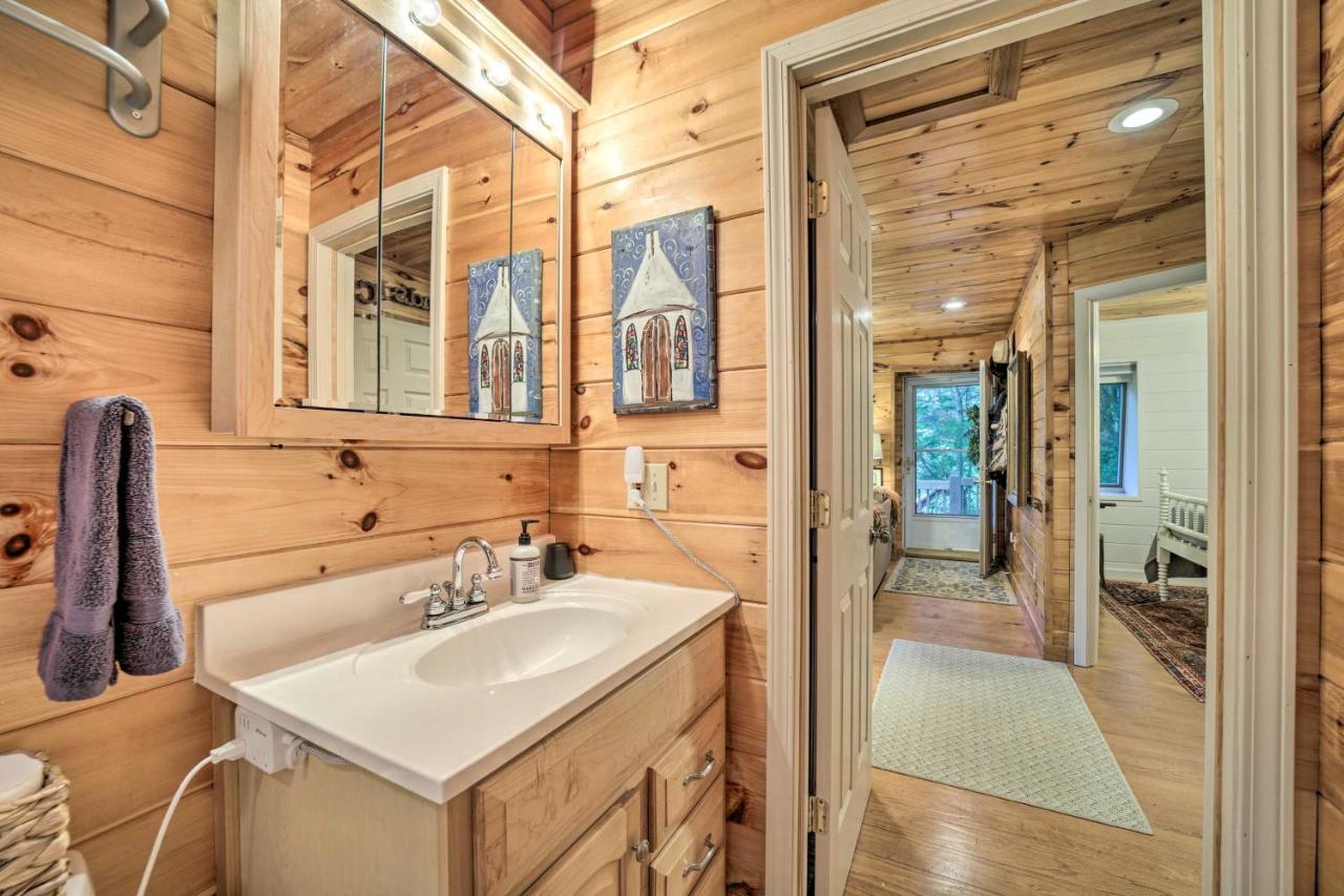Highlands Cabin On Buck Creek About 8 Mi To Town! Extérieur photo
